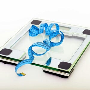 photo of scales and tape measure