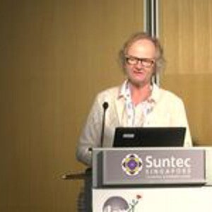 Feeding the critically ill obese child (videos)