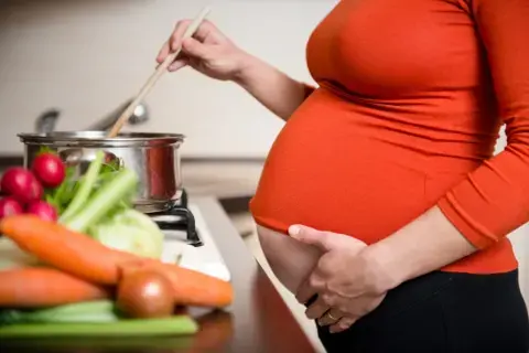 New research reveals how a mother’s nutrition during pregnancy impacts the health of her child through adulthood New research reveals how a mother’s nutrition during pregnancy impacts the health of her child through adulthood